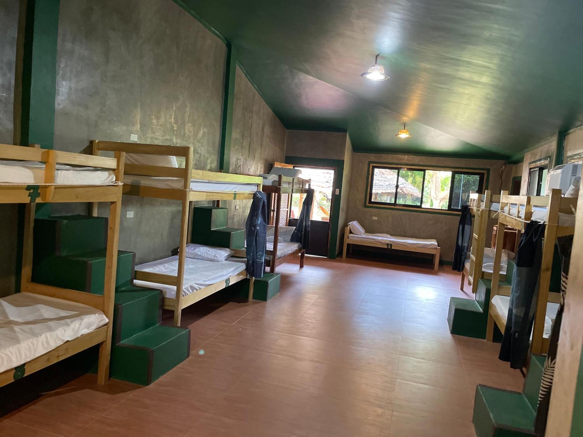 Chelle'S Guesthouse And Backpackers ซีคีฮอร์ ภายนอก รูปภาพ
