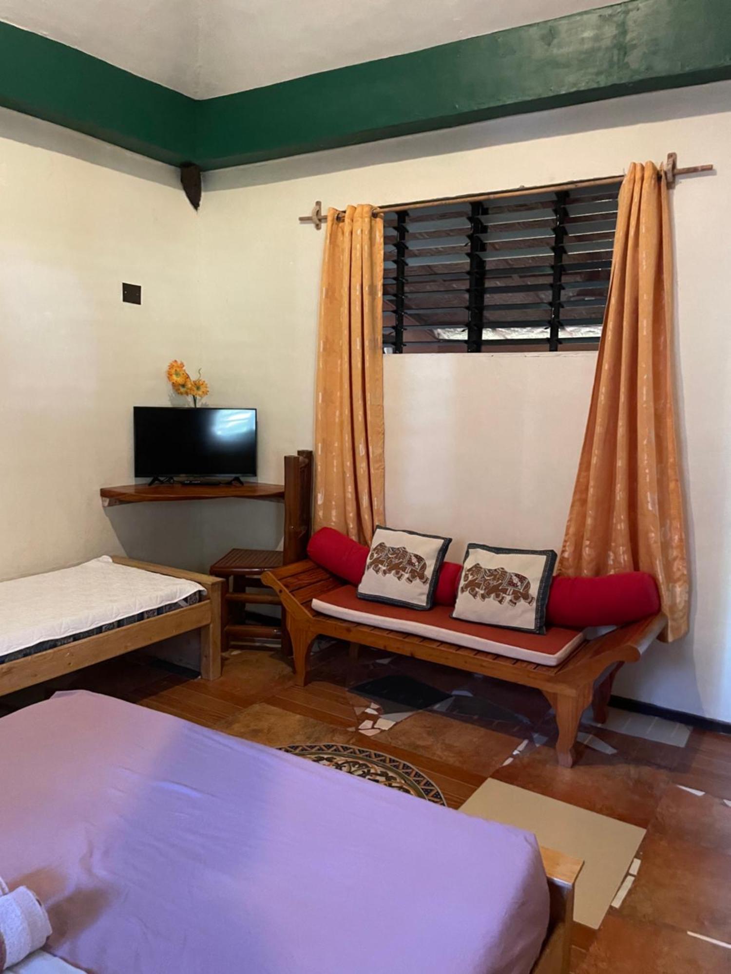 Chelle'S Guesthouse And Backpackers ซีคีฮอร์ ภายนอก รูปภาพ