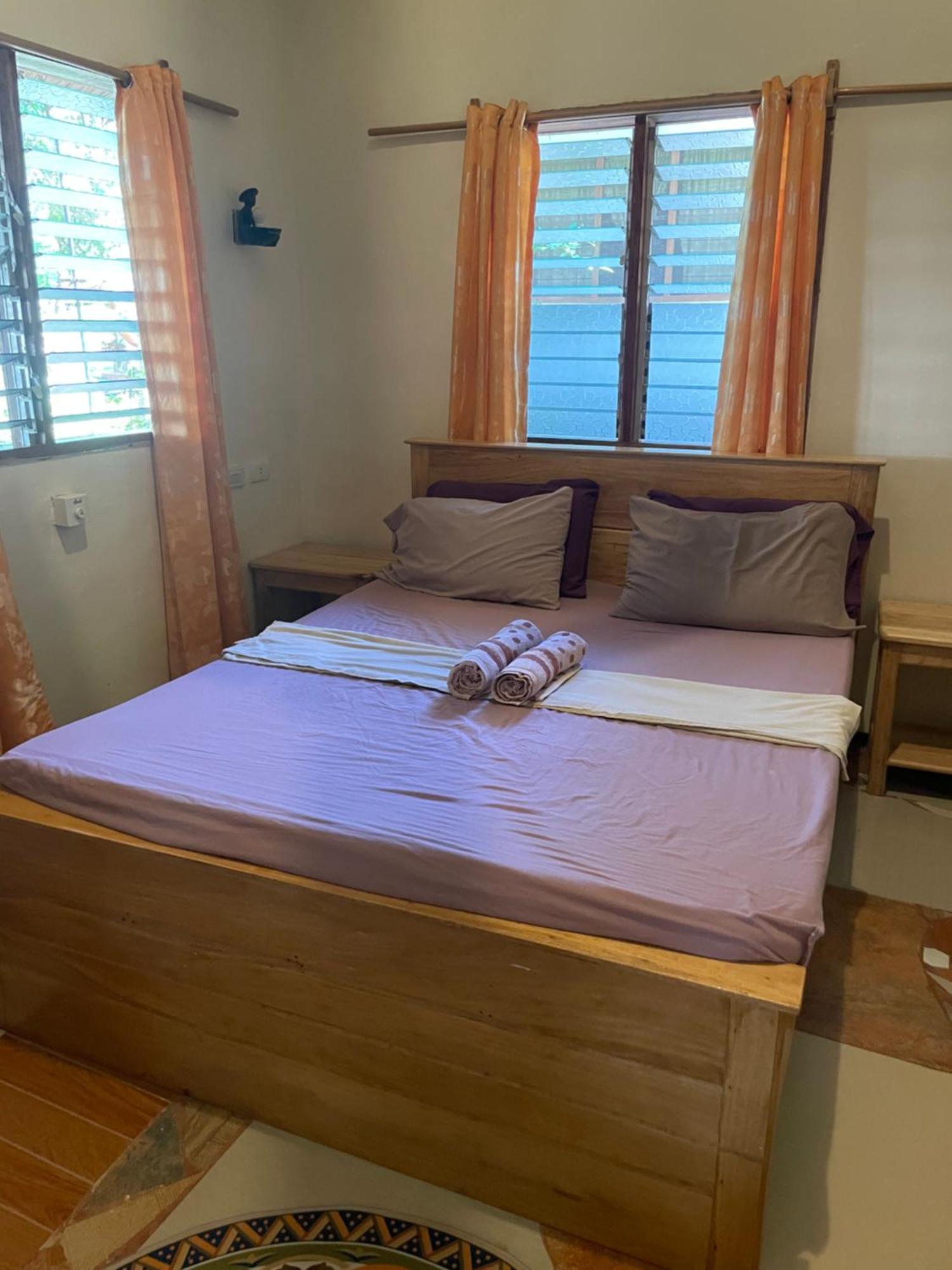 Chelle'S Guesthouse And Backpackers ซีคีฮอร์ ภายนอก รูปภาพ