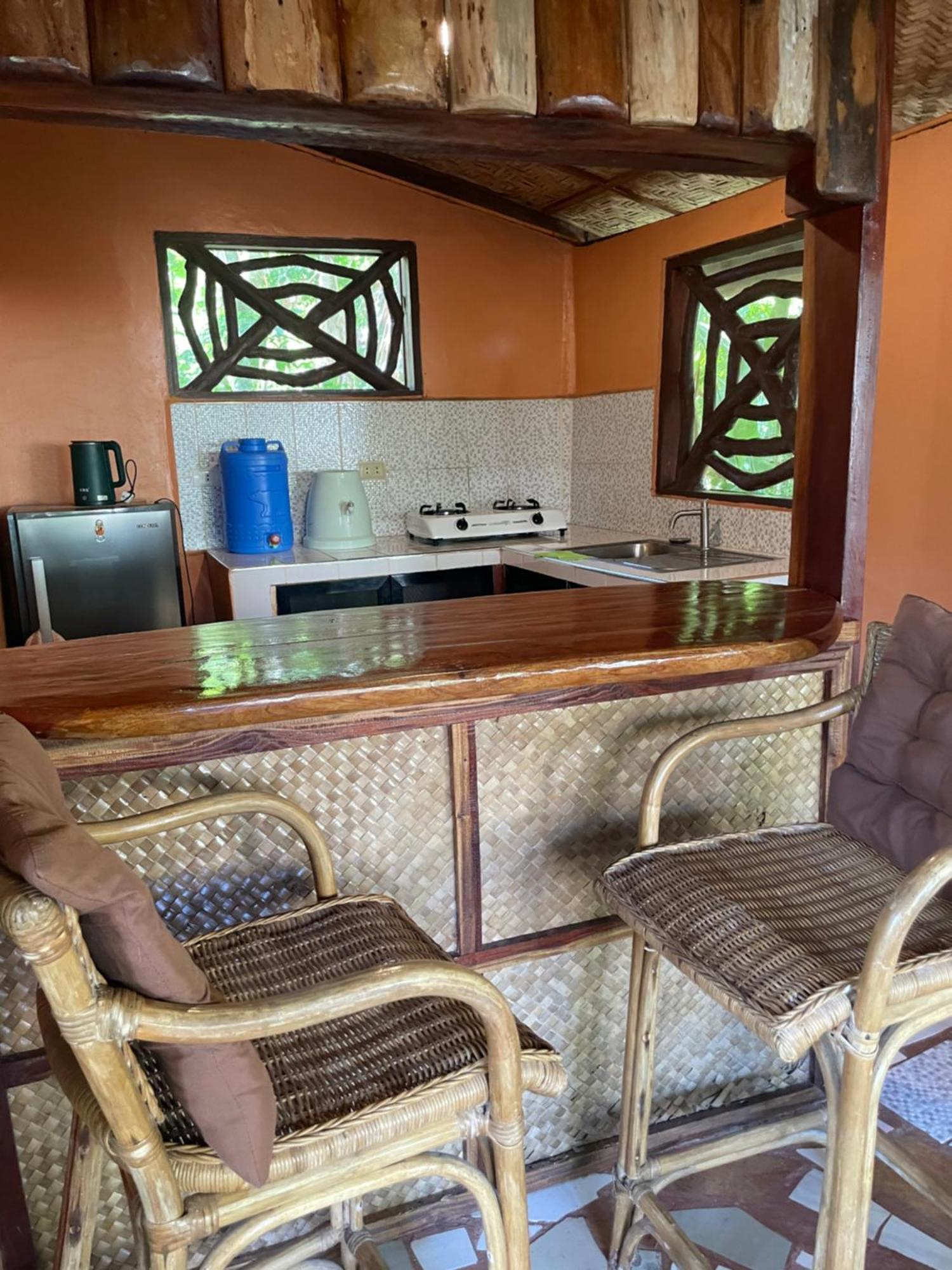 Chelle'S Guesthouse And Backpackers ซีคีฮอร์ ภายนอก รูปภาพ
