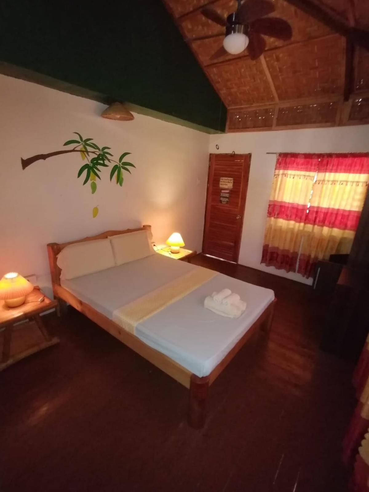 Chelle'S Guesthouse And Backpackers ซีคีฮอร์ ภายนอก รูปภาพ