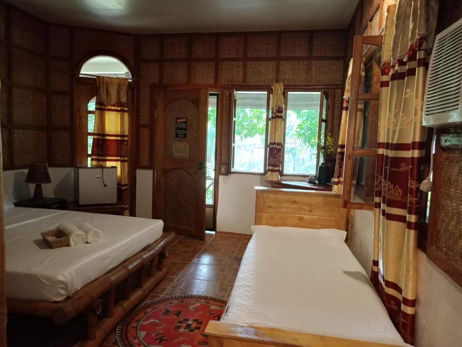 Chelle'S Guesthouse And Backpackers ซีคีฮอร์ ภายนอก รูปภาพ