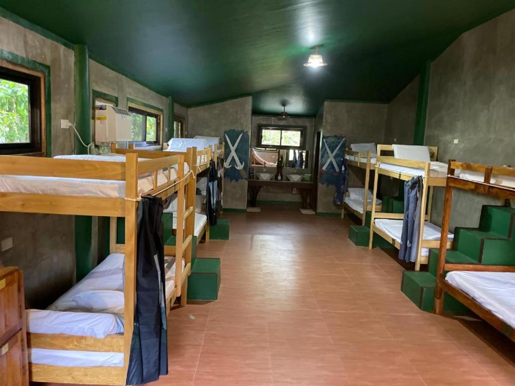 Chelle'S Guesthouse And Backpackers ซีคีฮอร์ ภายนอก รูปภาพ